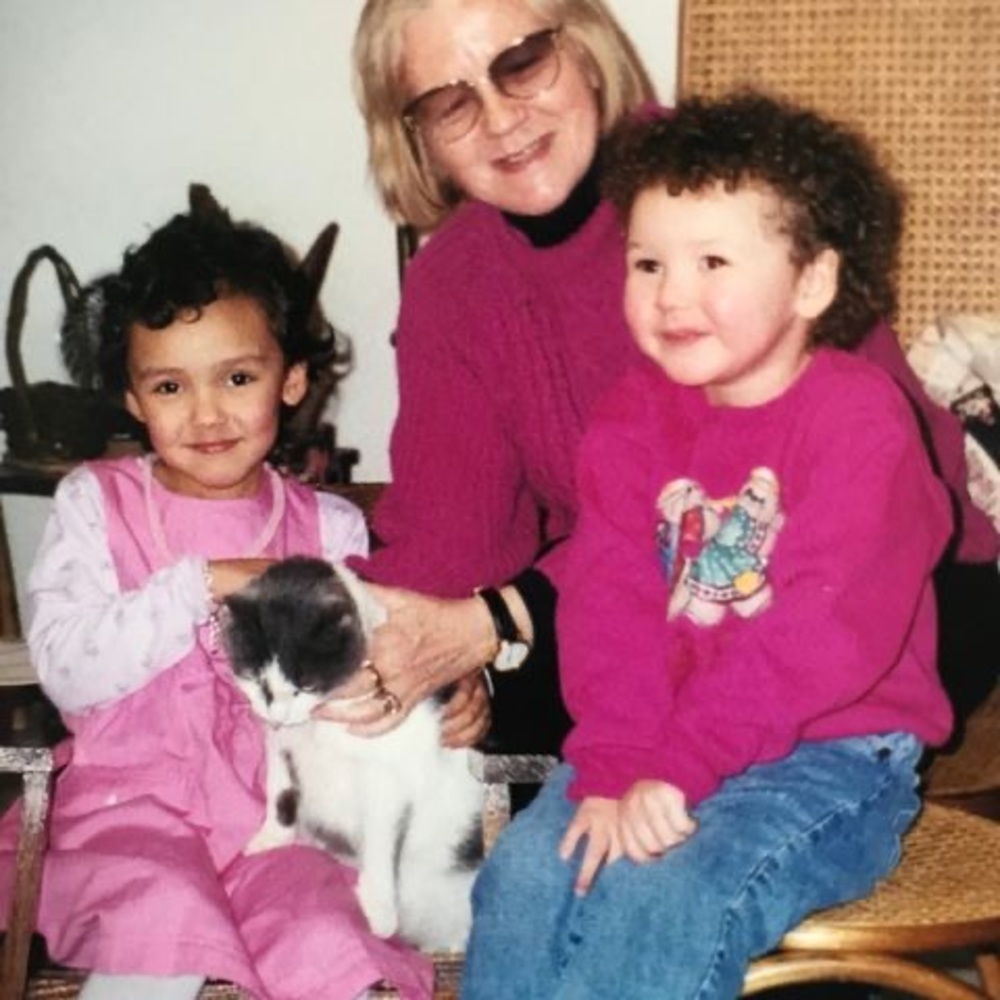 Meet your Posher, Alyson